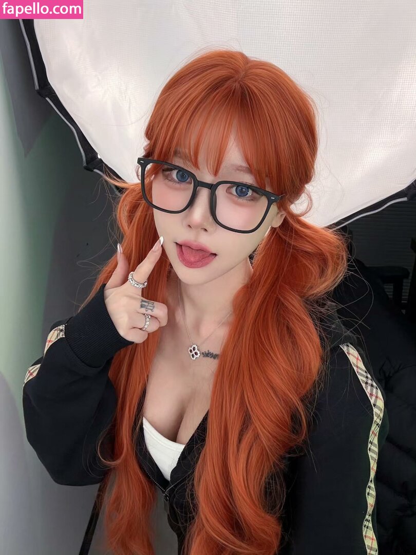 2.h.e.1.1 / 하은하 2.h.e.1 Nude Leaked  Photo #10