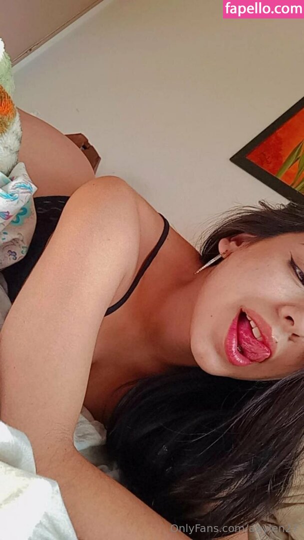 aa.l327 / aaylen27 Nude Leaked OnlyFans Photo #10