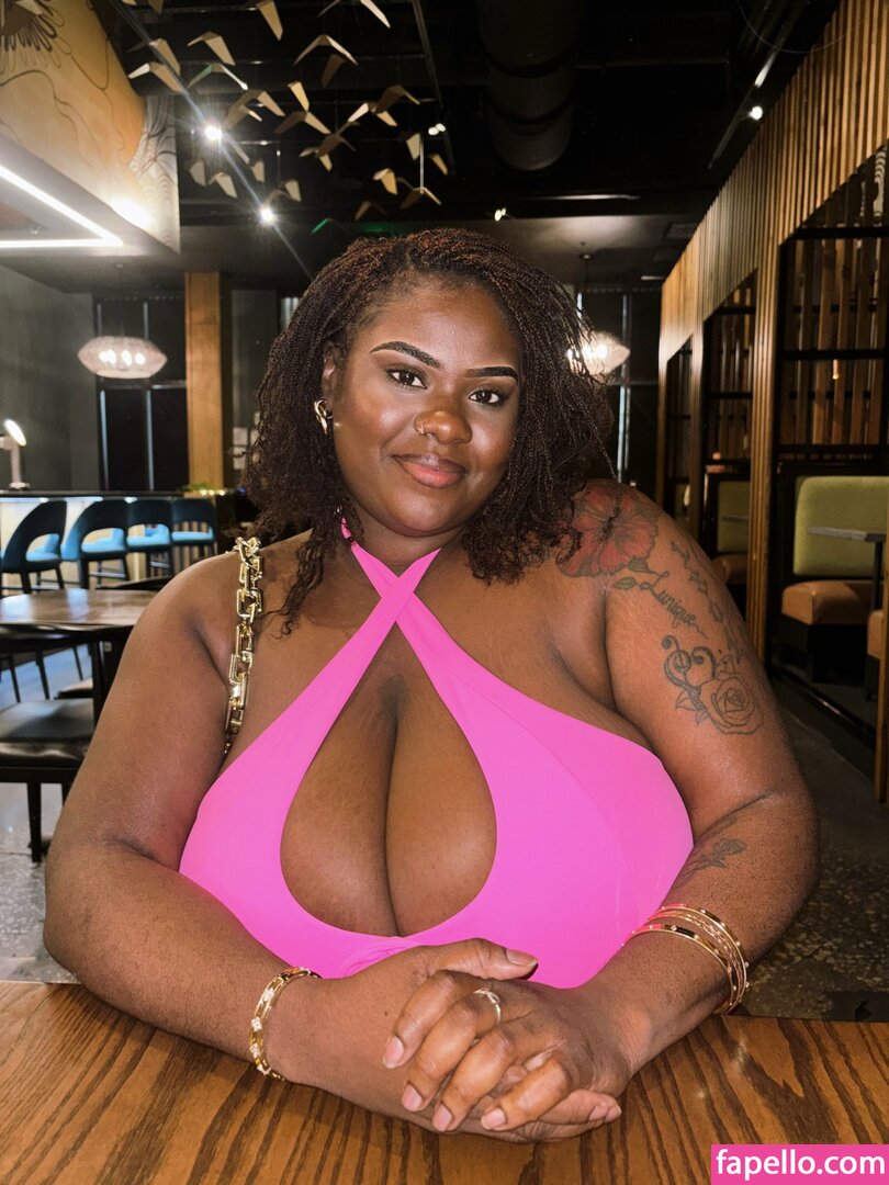 BBW / bbw_layla / chubby / curvy ladies / embersweetsvip / monafaith / norarosejeanxx / vichotflix Nude Leaked OnlyFans Photo #48