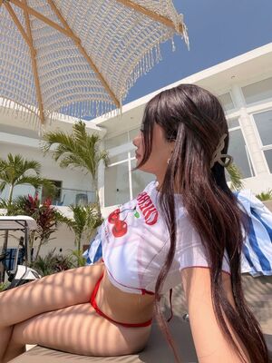 Jimena Maradiaga #4
