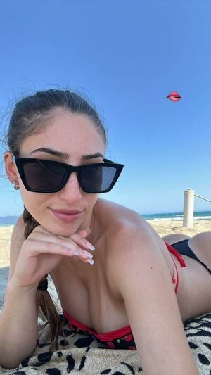 Aurora Becarelli #11